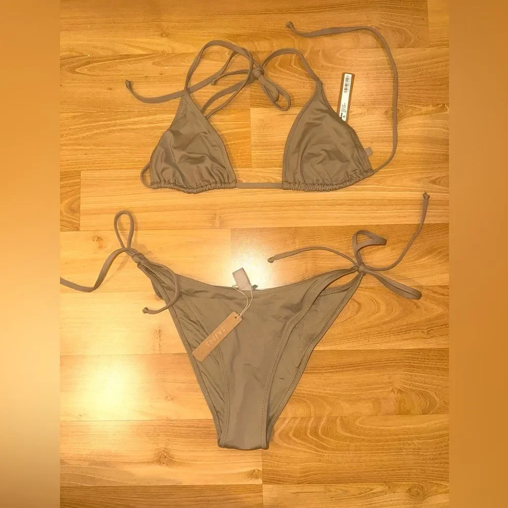 SKIMS Triangle Bikini Set in color Desert size Large New With Tags